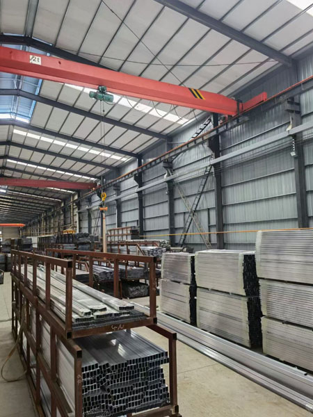 鋁型材生產(chǎn)車間