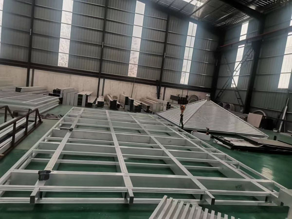 生產(chǎn)車(chē)間